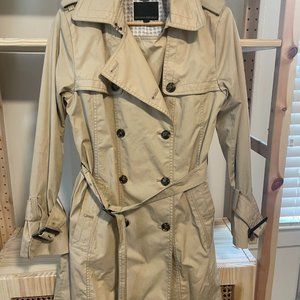 Banana Republic Trench Coat, Khaki size Small
